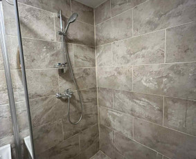 Laminato klojimas - Plytelių klijavimas, laminato klojimas - 4