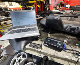 Autodiagnostika - Elektromobilių Baterijų Remontas Tesla Prius Lexus Nisan - 1