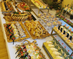 Maistas, konditerija - Maistas šventei. Vienakąsniai užkandžiai. Kibinai. - 2