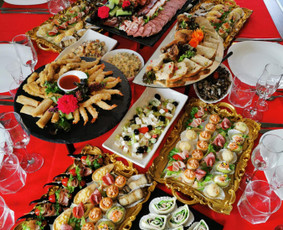 Maistas, konditerija - Maistas šventei. Vienakąsniai užkandžiai. Kibinai. - 1