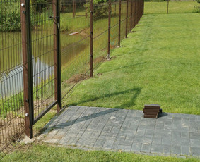 Kiemo vartai, gamyba - Segmentinės Tvoros, vartai, varteliai montavimas - 1