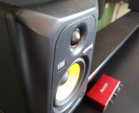 Baldų nuoma - Nuomoju garso įrašų ir podkastų studija - 2