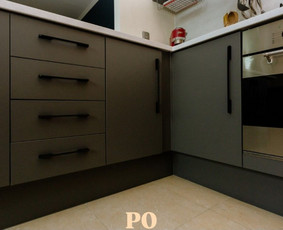 Statybos, apdaila - Baldų ir stiklo plėvelių klijavimas. - 2