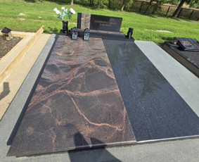 Paminklai, meniški antkapiai, granito plokštės / Kauno Antkapiai / Darbų pavyzdys ID 4157104