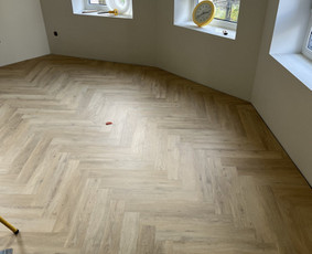 Vinilas, laminatas, Pvc, kilimas – tvarkingai ir patikimai / Karolis Andrijauskas / Darbų pavyzdys ID 4161412