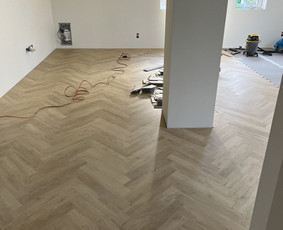 Vinilas, laminatas, Pvc, kilimas – tvarkingai ir patikimai / Karolis Andrijauskas / Darbų pavyzdys ID 4161414