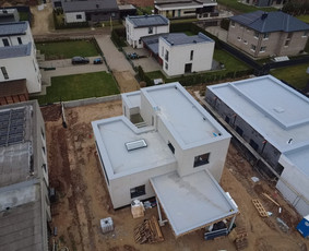 Plokščių Stogų Dengimas Pvc, Epdm ir bitumine Danga / Tvirti stogai / Darbų pavyzdys ID 4162842