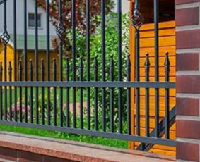 Metalinės tvoros - Metalinės tvoros,kiemo vartai,garažo vartai( durys) - 3