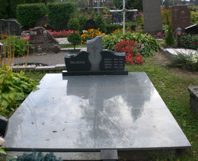 Granito plokštės kapams, dengimas - Paminklai, kapų tvarkymas geriausiomis kainomis - 3