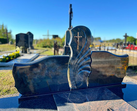 Akmens graviravimas - Paminklai, plokštės ir visi kapų tvarkymo darbai - 4