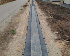 Aplinkos tvarkymas, apželdinimas - Trinkelių klojimas, gerbuvio darbai. Šiauliai ir apskr. - 3