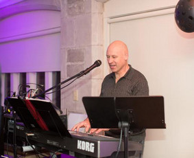 Muzikantai, dainininkai, grupės - Muzikines paslaugos. - 2