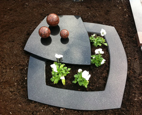 Paminklai kapams, antkapiai - Paminklai, kapų tvarkymas geriausiomis kainomis - 1