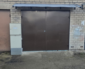 Statybos, apdaila - Metaliniai garažo vartai - 1