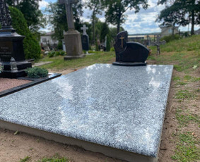 Kapų tvarkymas, priežiūra - Paminklai, kapų tvarkymas geriausiomis kainomis - 1