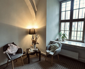 Patalpų nuoma - Nuomojamas įrengtas kabinetas specialistams. - 1