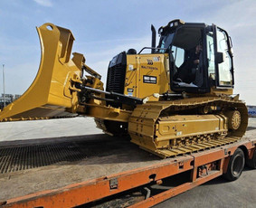 Buldozerio nuoma - "Cat" statybinės technikos nuoma. Galima Vežtis Į užsienį! - 3