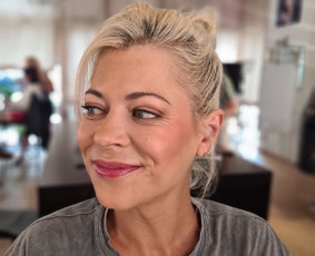 Dieninis makiažas - Profesionalus makiažas ir šukuosena Jūsų namuose - 2