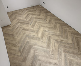 Laminato, vinilo (click sistema) klojimas, išlyginamasis / DASS grindų sprendimai / Darbų pavyzdys ID 4180549