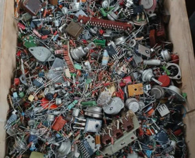 Kitos kategorijos - Superkame žalvarį vari ir akumuliatorius.TT - 1