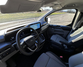 Nuomos paslaugos - Mikroautobuso nuoma Awd - 4