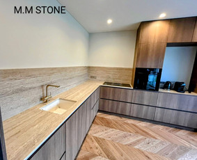 Akmens masės, marmuro, granito darbai - Akmens stalviršiai,palangės,laiptai,židinių apdaila. - 2