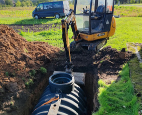 Mini ekskavatoriaus nuoma - Minieskovatorius, drenažas, valymo įrenginiai, lietaus ir tt - 4