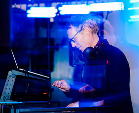 Muzikantai, dainininkai, grupės - Dj paslaugos (grotuvai, garsas, šviesos), Reivo ekskursijos - 2