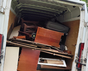 Baldų surinkimas, išardymas - Pigiausias krovinių pervežimas šiukšlių baldų išvežimas - 1