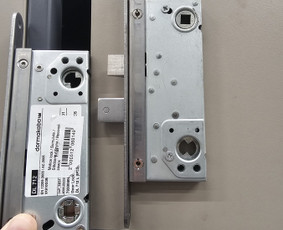 Durų remontas - Universalus meistras į namus ar biurą - 2