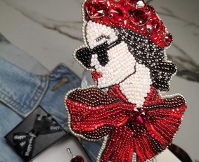 Siuvinėjimas - Rūbų dekoravimas kristalais, siuvinėjimas, piešimas ant rūbų - 3