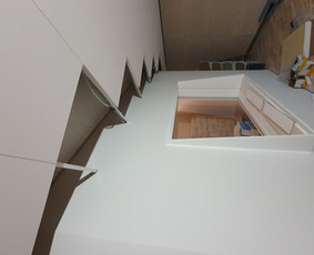 Armstrong lubų montavimas - Kokybiškas grindų dangos ir grindjuosčių montavimas, - 4