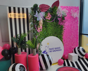 Šventinės įrangos nuoma - Foto siena - dekoravimas - dekoracijų nuoma - 3