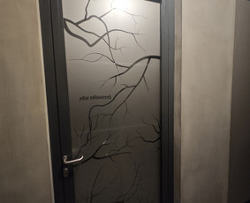 Stiklo dekoravimas - Dekoratyvinės šerkšno plėvelės klijavimas - 1