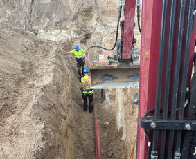 Žemės kasimas, lyginimas - 4t Mini ekskavatoriaus,bobcat.polių grežimas.griovimas - 4