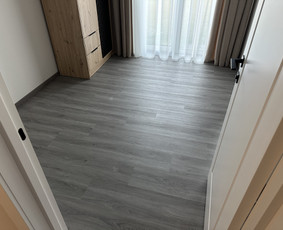 Laminato, vinilo (click sistema) klojimas, išlyginamasis / DASS grindų sprendimai / Darbų pavyzdys ID 4204637