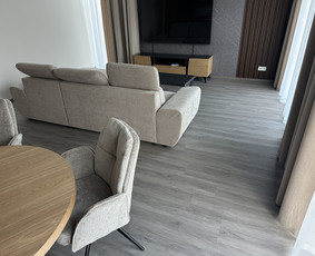 Laminato, vinilo (click sistema) klojimas, išlyginamasis / DASS grindų sprendimai / Darbų pavyzdys ID 4204641