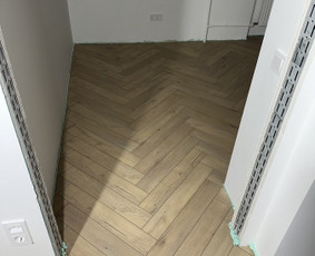 Laminato, vinilo (click sistema) klojimas, išlyginamasis / DASS grindų sprendimai / Darbų pavyzdys ID 4204649