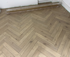 Laminato, vinilo (click sistema) klojimas, išlyginamasis / DASS grindų sprendimai / Darbų pavyzdys ID 4204653