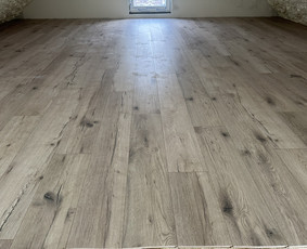 Laminato, vinilo (click sistema) klojimas, išlyginamasis / DASS grindų sprendimai / Darbų pavyzdys ID 4204665