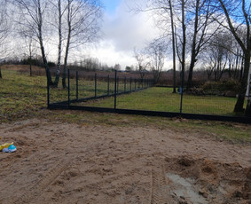 Statybos darbai - Montuojam segmentines ir metaliniu tvoralenčių tvoras - 2