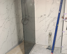 Vonios remontas - Plytelių klojimas - 2