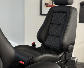 Automobilių, laivų salonų bei motociklų sėdynių apsiuvimas / Gytis Degutis / Darbų pavyzdys ID 4210885
