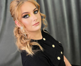 Proginis makiažas - Makiažas, &scaron;ukuosenos, blakstienos, antakių procedūros - 1