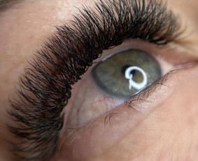 Vizažistės - Makiažas, &scaron;ukuosenos, blakstienos, antakių procedūros - 3