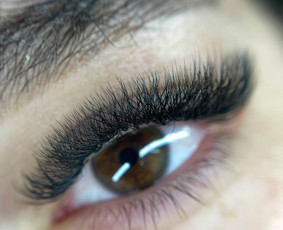 Vizažistės - Makiažas, &scaron;ukuosenos, blakstienos, antakių procedūros - 2