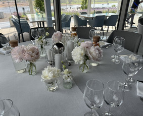 Vestuvinė floristika - &Scaron;venčių dekoravimas, floristika - 1