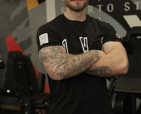 Asmeninės treniruotės individualioje sporto salėje 1n1 / Linas Petraitis / Darbų pavyzdys ID 4218737