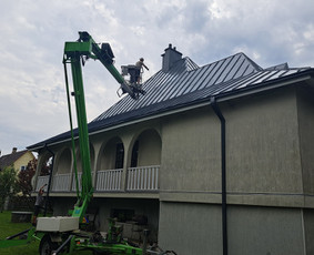 Statybinės technikos nuoma - Alkūninio keltuvo,bok&scaron;telio nuoma - 1