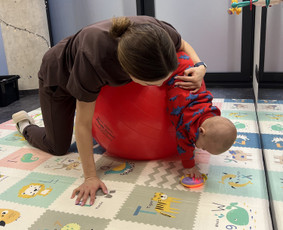 Kūdikių masažas - Kūdikių ir vaikų kineziterapija - 3